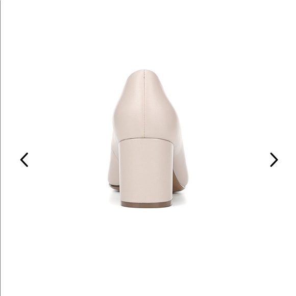 Naturalizer Whitney pump - Picture 3 of 10
